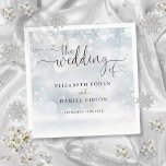 Modern Heart-skript Winter-bröllop Pappersservett<br><div class="desc">Den här elegantens hjärtskript vinterbröllopsdesign kan vara personlig med dina firande-detaljer som är angivna i chic-typografi. Designad av Thisisnotme©</div>