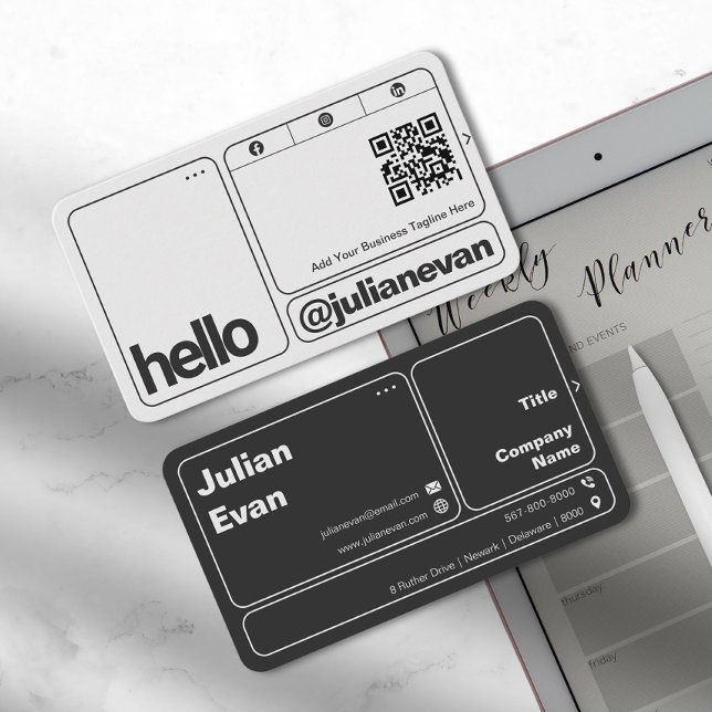 Modern Hej för skannerbar QR-kod för typografi Visitkort (Modern Black & White Scannable QR Code Hello Business Card)