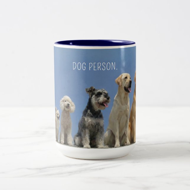 Modern Hund Person | Minimalistisk Multi Ras Foto Två-Tonad Mugg (Center)