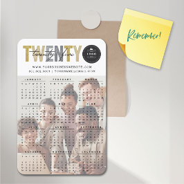 Modern kalender - foto med fetstil, typografi 2025 magnet