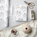 Modern kalligrafi - tidlös svart och vit bröllop presentpapper<br><div class="desc">En papper tidslängd och elegant bröllop med förfinat kalligrafiskript på klassisk bakgrund,  perfekt för ett formellt och sofistikerat bröllop firande. Kontakta mig gärna om du vill ha anpassade eller ytterligare produkter med den här designen.</div>