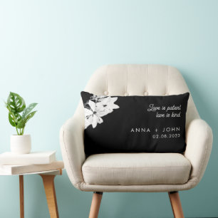 Modern Kärlek Black Magnolia Blommigt Bröllop Keep Lumbarkudde