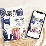 Modern Kids Movie Night-Födelsedagsfest Inbjudningar<br><div class="desc">Ta din popcorn och 3D-glasögon, för det är dags att fira! Gå med oss för en Modern Kids Movie Night-Födelsedagsfest. Med bilder från de hetaste filmerna i dagsläget, en redaktörs styrelse, en rad tejp, 3D-glas, popcorn, sweets, fizzy Drycker och bio biljett, är party säkert en slå. Missa inte - OSA...</div>