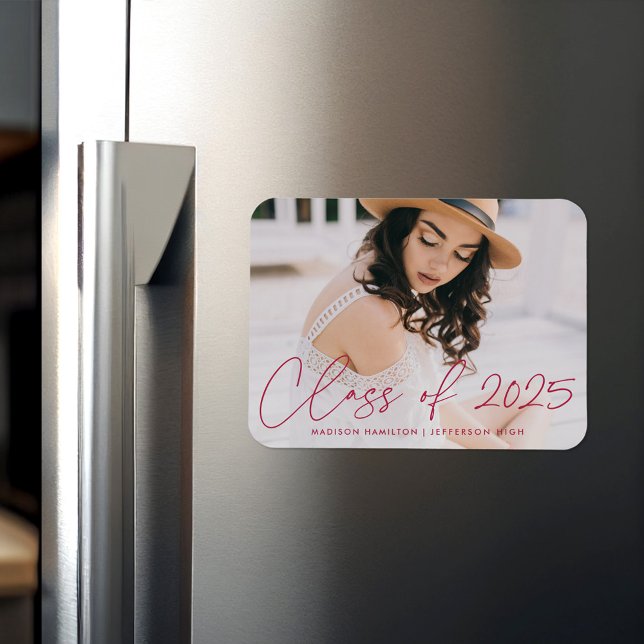 Modern Klass 2026 Magenta Script Examen Magnet (Skapare uppladdad)