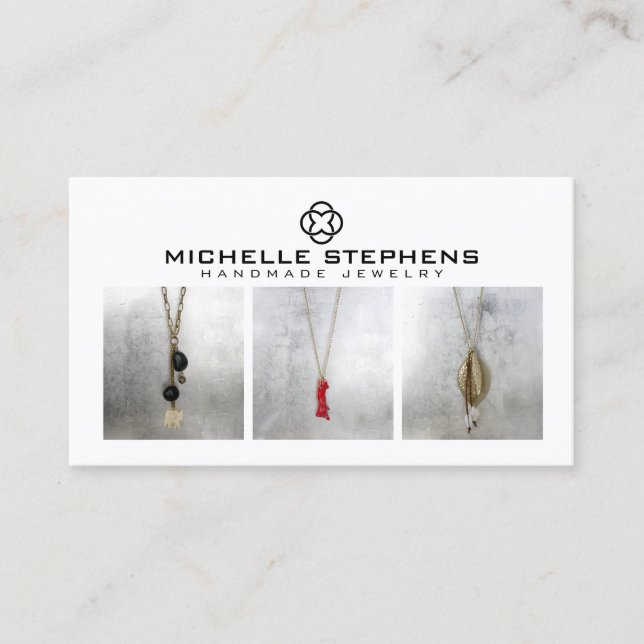 Modern Klöver Logotyp Luxury Boutique White Photo Visitkort (Framsida)