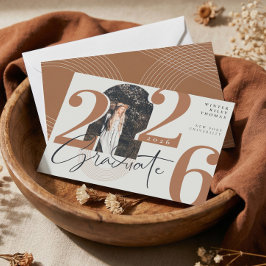 Modern koncentriskt teckningsfoto för Student 2024 Inbjudningar