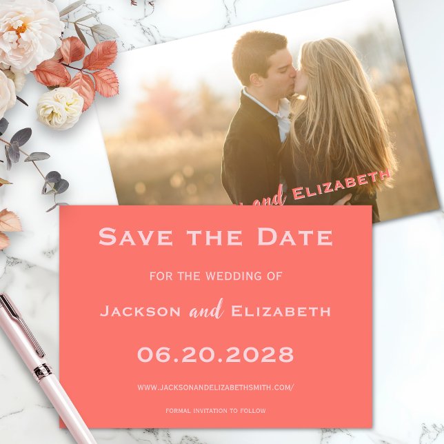 Modern koral och foto av Rosa Bröllop Spara Datumet (Coral and Pink Modern Save the Date with Photo)