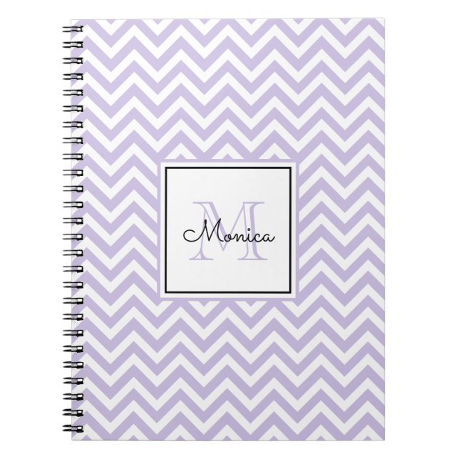 Modern Lavender Chevron Mönster Monogram Anteckningsbok (Framsidan)