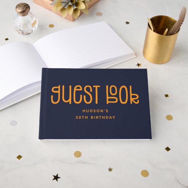 Modern Lekfull Typografi Födelsedag Gästböcker (Framsida öppen)
