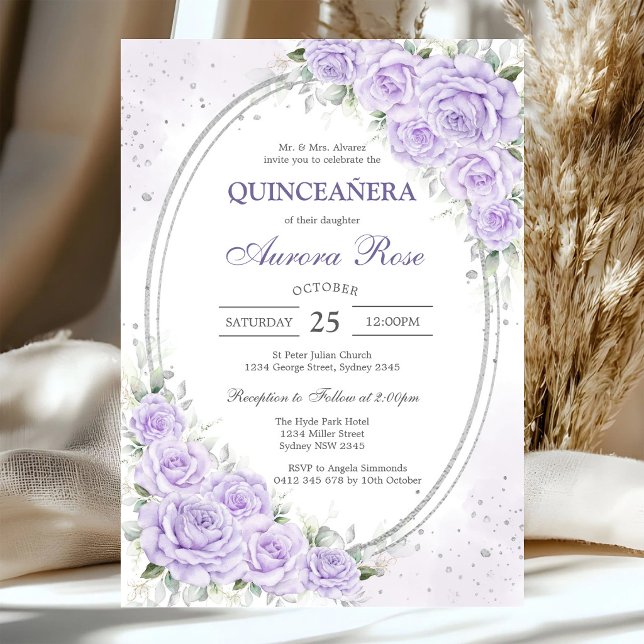 Modern Lila Blommig Quinceanera Inbjudan (Skapare uppladdad)