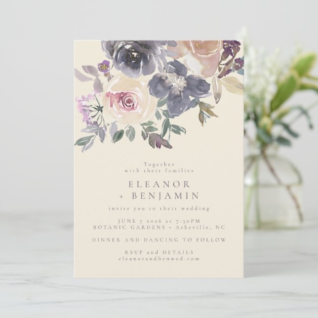 Modern Lila Blommigt Watercolor Elegant bröllop Inbjudningar (Stående Fram)