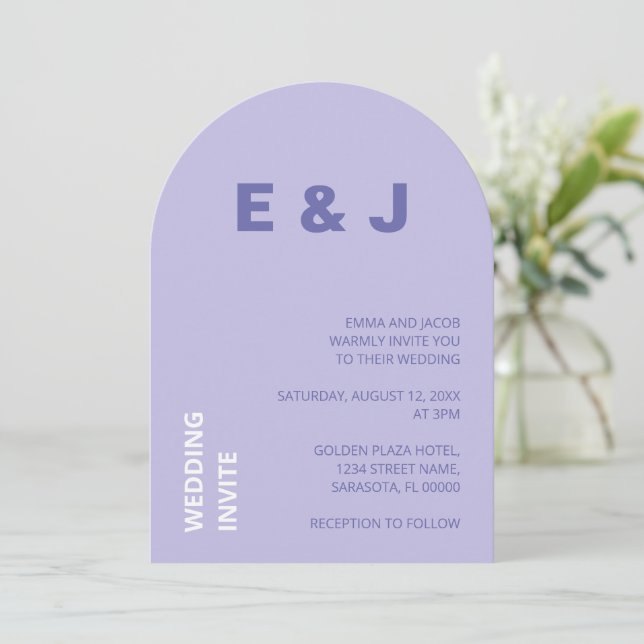 Modern Lila Lavender bröllopsinbjudan Inbjudningar (Stående Fram)