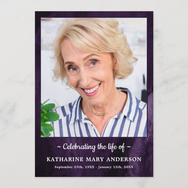 Modern Lila Marble Order of Service Funeral Program (Framsida)