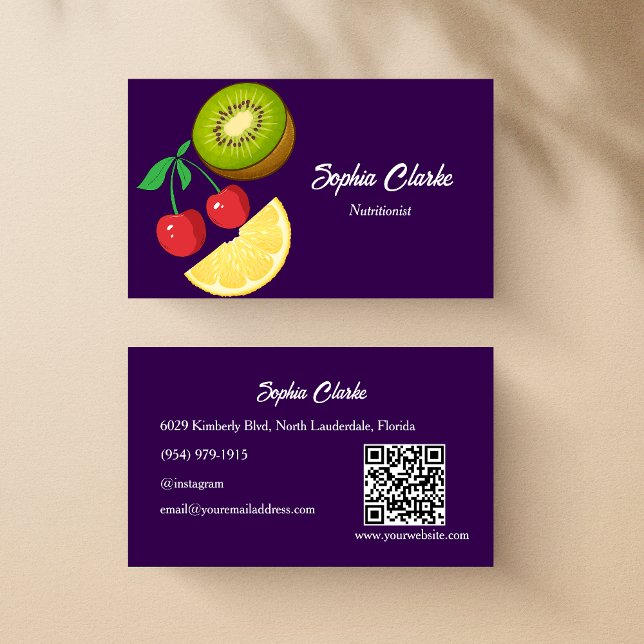 Modern Lila Nutritionist Dietician QR Code Visitkort (Skapare uppladdad)