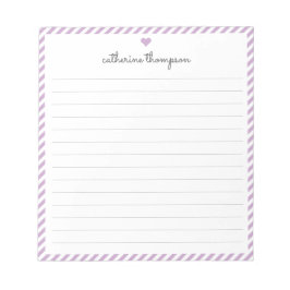 Modern Lila Rand Feminine Script Heart Namn Anteckningsblock
