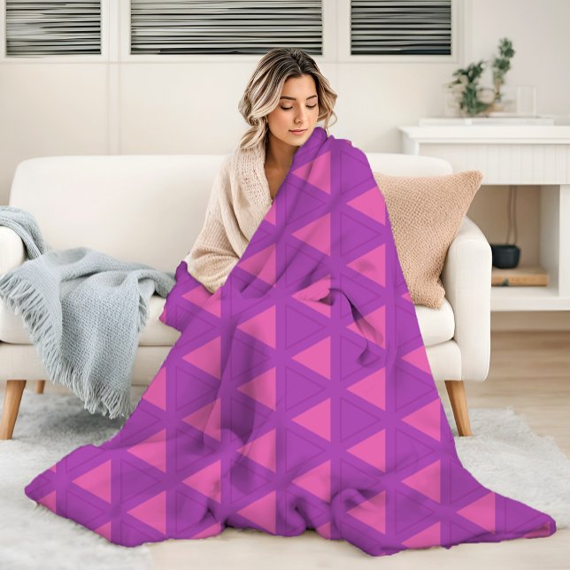 Modern Lila Triangle Mönster Fleecefilt (Skapare uppladdad)