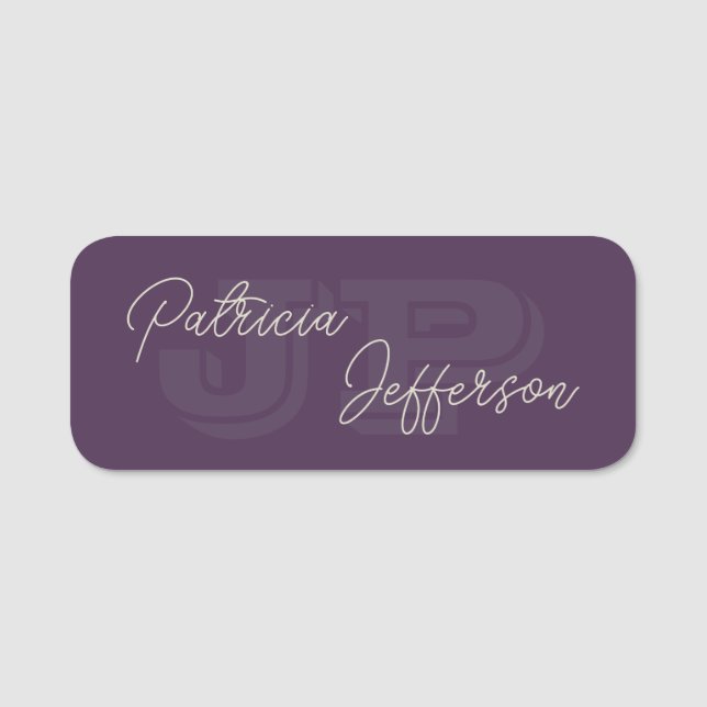 Modern lila violett elegant handskriven monogram namnbricka (Framsida)