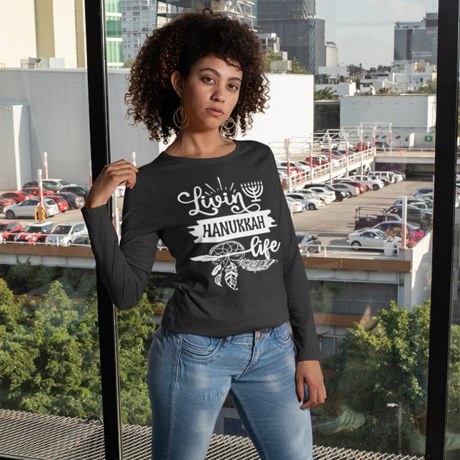 Modern Livin'Hanukkah Life Menorah Dream Catcher T Shirt (Skapare uppladdad)