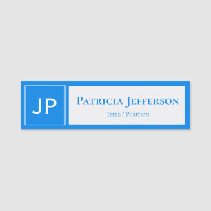 Modern ljusblå och vit professionell monogram namnbricka