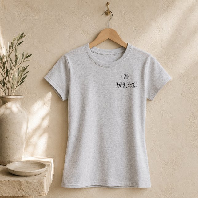 Modern Logotyp Fotograf manus Verksamhet T Shirt (Modern Logo Photographer Script Business Tri-Blend Shirt)