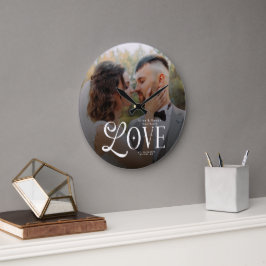Modern Love Custom Wedding Photo Couples Monogram Stor Klocka