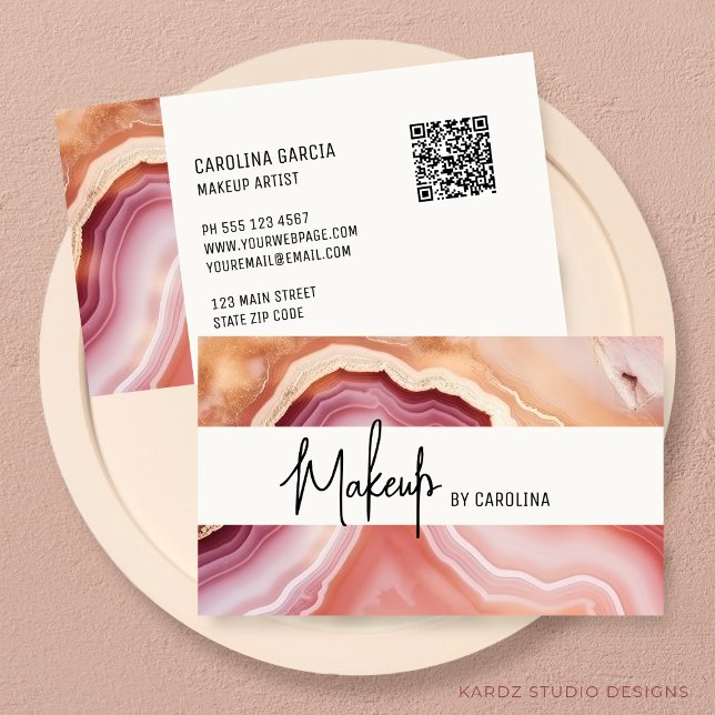 Modern Luxury Makeup Artist Visitkort (Business cards are shown in 3.5 x 2.0 inch size. Enter URL to create QR Code and add your info.)