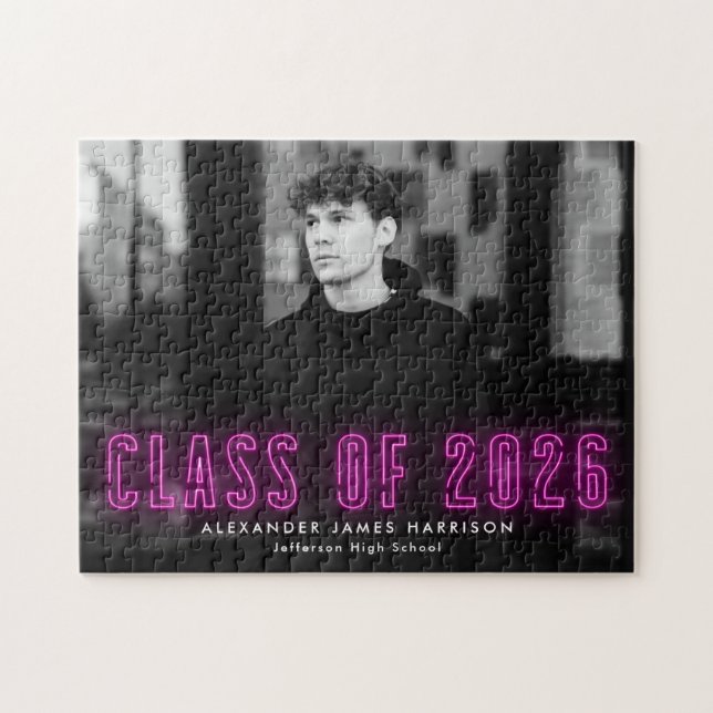 Modern Magenta Neon-klass för 2025 Studenten-foto Pussel (Horisontell)