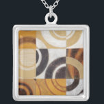 Modern målning med cirkulärt Mönster Silverpläterat Halsband<br><div class="desc">Norman Wyatt,  Jr. Den här moderna målningen har ett flerfärgat cirkulärt mönster på nio fyrkanter. Bra för en mur som behöver konst och någon som vill träna sin dart-kastare!</div>