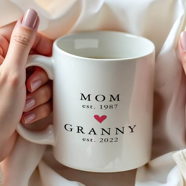 Modern Mamma | Mormor År Est. Kaffemugg (Skapare uppladdad)