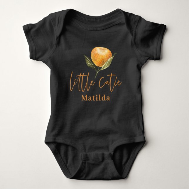 Modern manustypografi lille cutie nyfödd bebis t shirt (Framsida)