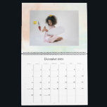 Modern Merriest jul Poinsettia Helgdag Kalender<br><div class="desc">📆 Håll dig organiserad och inspirerad hela året med mina ursprungliga designade kalendrar. Varje månad har vi en intressant design som ger säsongens skönhet till varje dag. ___________________________ ***Denna utformning ingår i en helgdag av julklapp** Ett steg in i en värld av tidlös charm med min "Festive Flora: jul Splendor...</div>