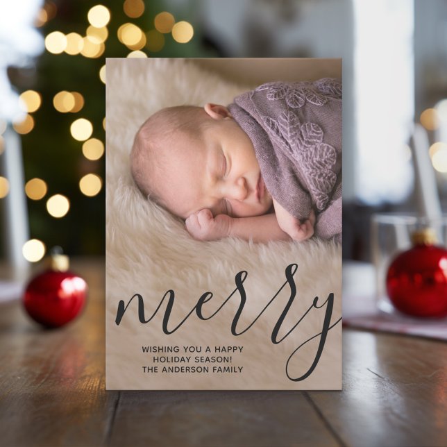 Modern merry Calligraphy - Lodrät Photo Julkort (Holiday Photo Card with large script greeting)