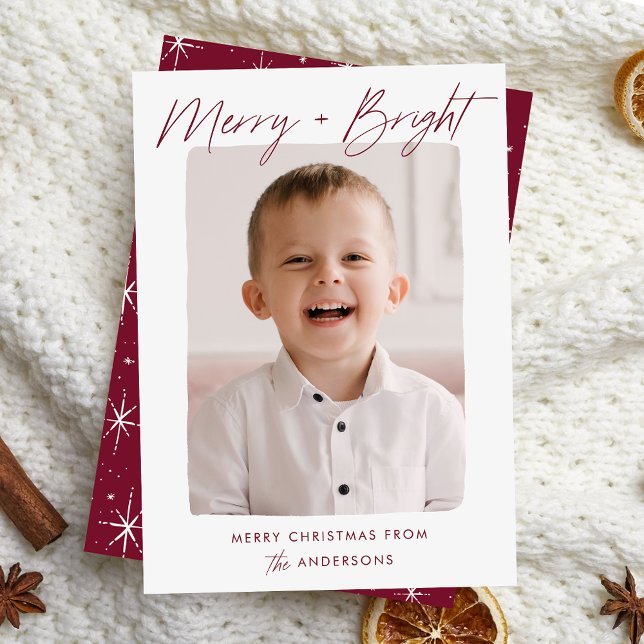 Modern Merry och Bright Burgundy Script Photo Julkort (Skapare uppladdad)