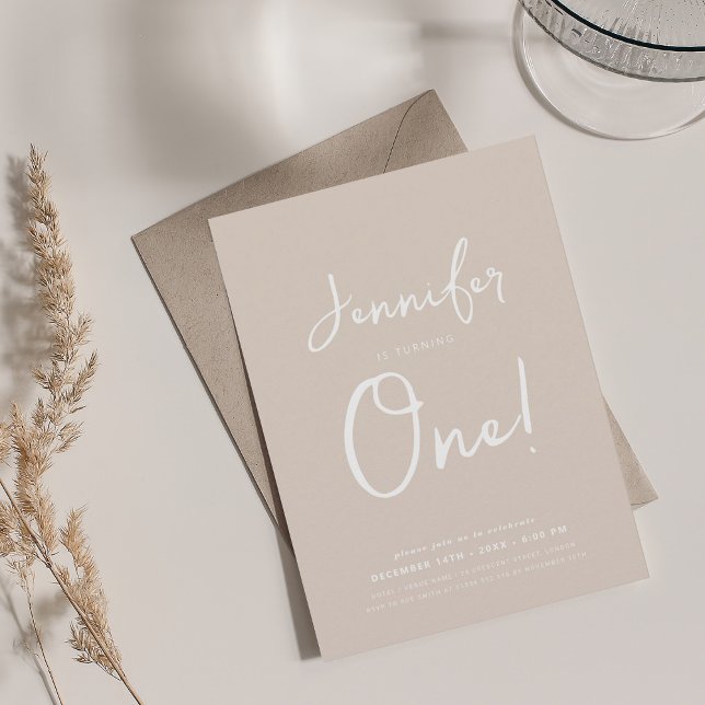 Modern minimal 1:a födelsedagsskript Champagne Inbjudningar (Modern Minimal 1st Birthday Script Champagne Invitation)