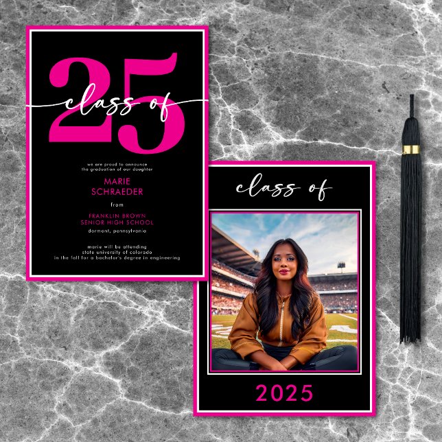 Modern minimal avisering om Rosa Studenten Inbjudningar (Modern Minimal Pink Script Graduation Announcement)