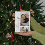 Modern Minimal Burgundy Merry Typography 2-foto Julkort<br><div class="desc">Den här julsäsongen, få kreativ med ditt kort och välj ett som återspeglar ditt unika stil! Vi presenterar det moderna minimala burgundy Merry Typography Photo jul Card: en festlig Helgdag med trendig burgundy "God jul"-typografi bredvid två favoritfoton från familjen, accentuerad med en fuktig botanisk spray med vattenfärg. Det är perfektens...</div>