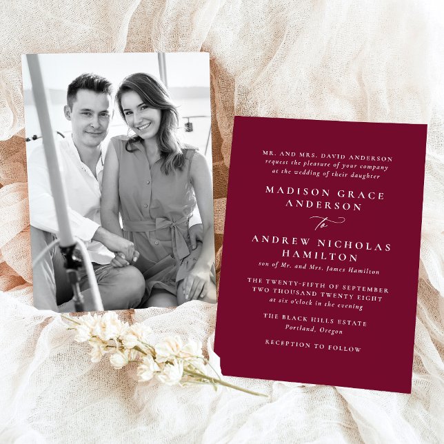 Modern Minimal Burgundy Photo Bröllop Inbjudningar (Skapare uppladdad)