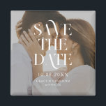 Modern Minimal Chic Photo Bröllop spara datum Magnet<br><div class="desc">Minimal modern bröllop spara datum-magneter med elegant chic-typografi och personligens foto.</div>