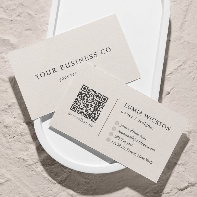Modern minimal Elegant Beige QR-kod Visitkort (Skapare uppladdad)