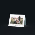 Modern, minimal elegant för fotojul, blått skript helgkort<br><div class="desc">Modern minsta krandår för lövning för att komma ihåg guld-effektskript,  helgdag julkort. Hand målade eukalyptus,  minimalt löv och modern rustik utandning ge i helgdag-kortet är en lyxaktig känsla. I klassade gröntar,  ,  dammblått och grått.</div>