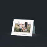 Modern, minimal elegant för fotojul, blått skript helgkort<br><div class="desc">Modern minsta krandår för lövning för att komma ihåg guld-effektskript,  helgdag julkort. Hand målade eukalyptus,  minimalt löv och modern rustik utandning ge i helgdag-kortet är en lyxaktig känsla. I klassade gröntar,  ,  dammblått och grått.</div>