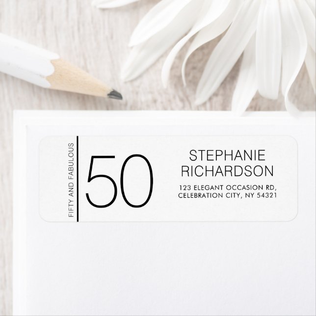 Modern Minimal Fifty and Fabulous 50th Birthday Returadress Etikett (Insitu)