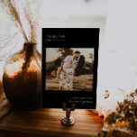 Modern minimal foto | Bordsnummer-kort Bordsnummer<br><div class="desc">Med dina egna foton - foton för tänka, barndomsbilder, relationsfoton. De här bordsnumren är ett unikt sätt att visa dina favoritfoton. Bordsnumren förbättrar utseendet på matbordet och sätter den avslutande beröringen på din speciella dag. Skriv ut personlig på namn eller siffror på borden. Lägg till anpassningsbarnas ordalydelse i den här...</div>
