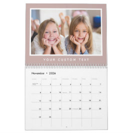 Modern minimal fototext för 2026-familjens Anpassn Kalender