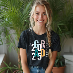 Modern Minimal Grad Typography Class of 2022 Grad T Shirt