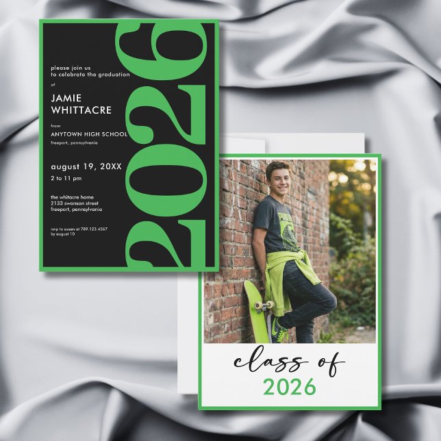 Modern Minimal Green Typography Graduation Party Inbjudningar (Modern Minimal Green Typography Graduation Party Invitation)