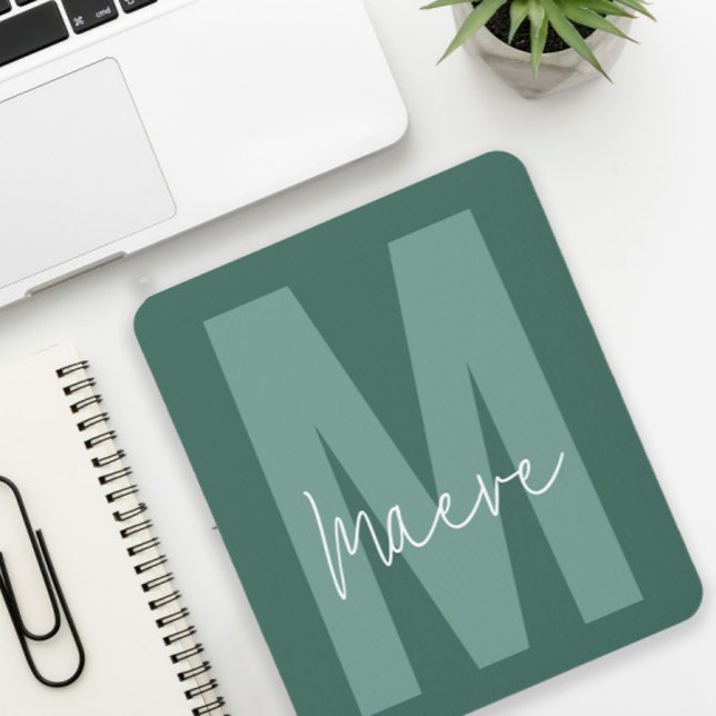 Modern minimal grönt av typografi i monogram musmatta (Skapare uppladdad)
