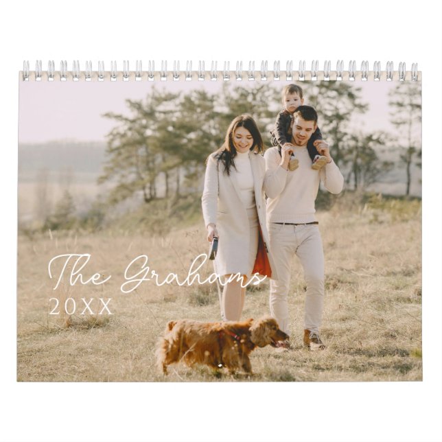 Modern Minimal Handskriven Skript Familjefoto Kalender (Omslag)