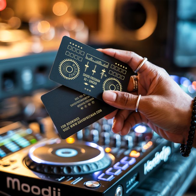 Modern minimal konvertering av svart och guld dj-m visitkort (Modern minimal black and gold dj music turntable)