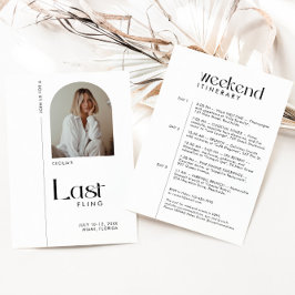 Modern minimal "Last Fling" Bachelorette Photo Inbjudningar